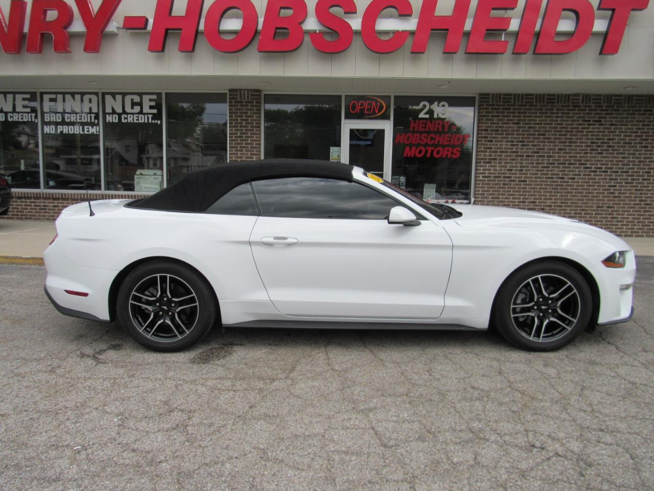 Ford Mustang EcoBoost Convertible 2022