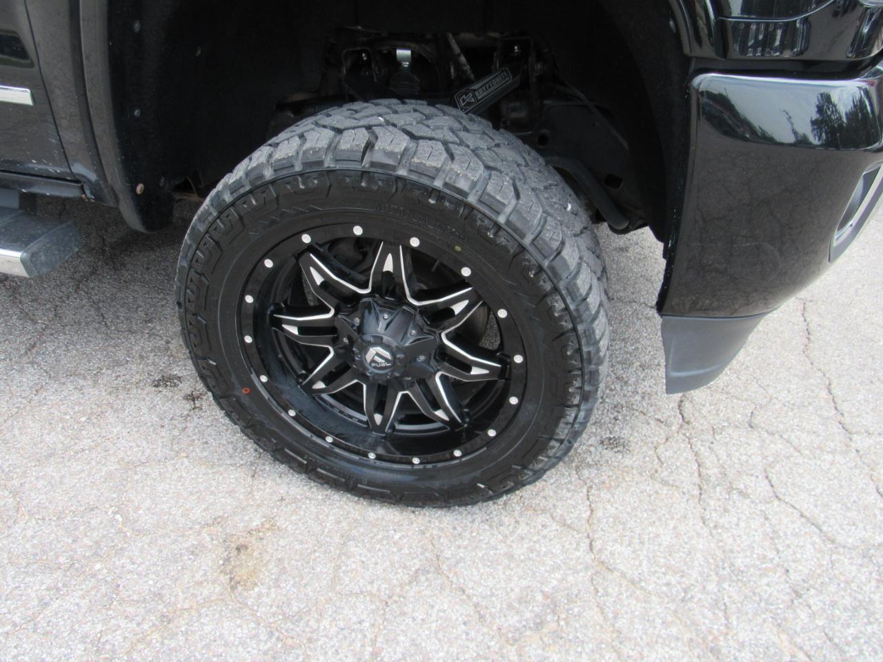 GMC Sierra 2500HD Denali Crew Cab 4WD 2015