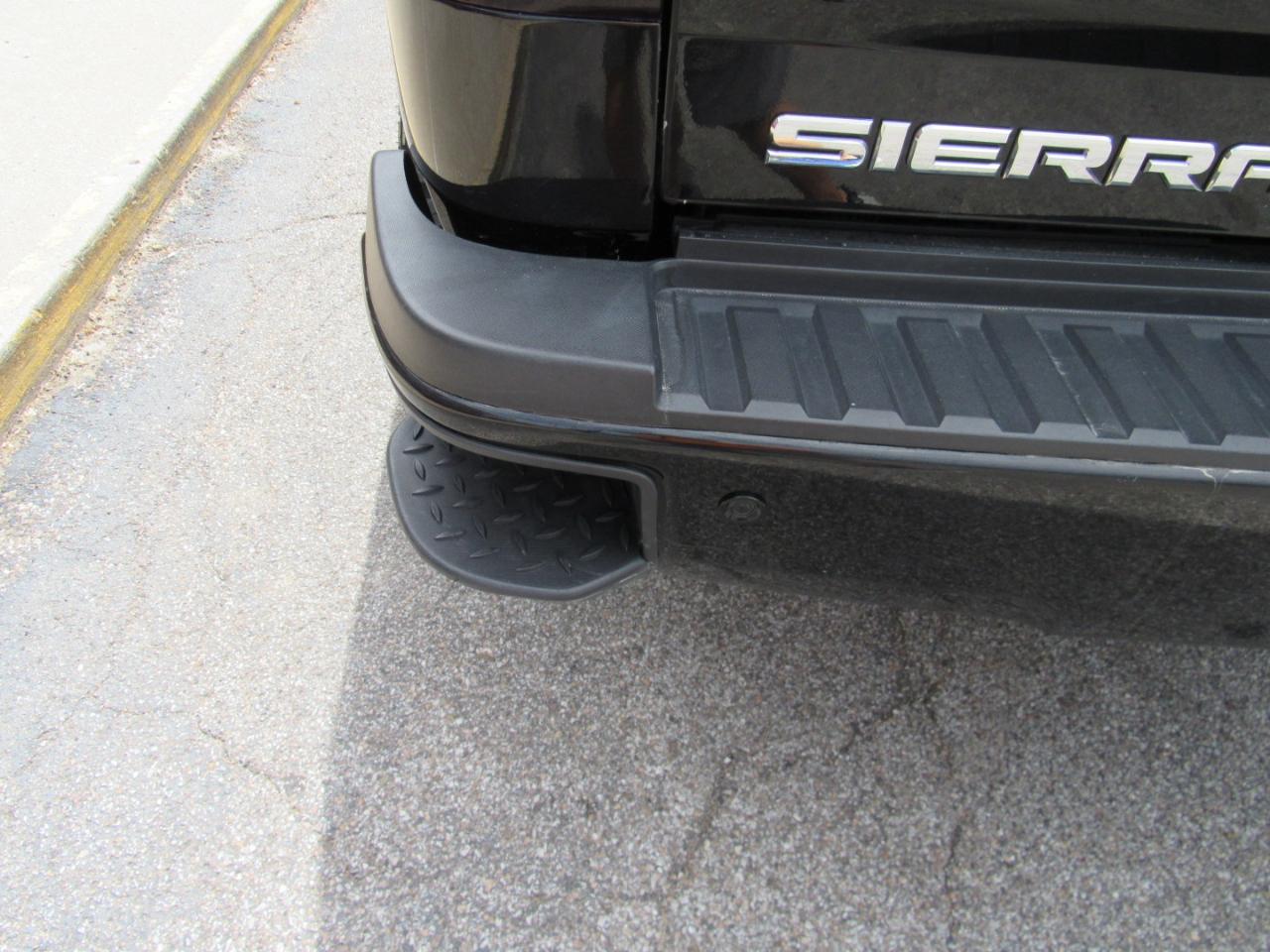 GMC Sierra 2500HD Denali Crew Cab 4WD 2015