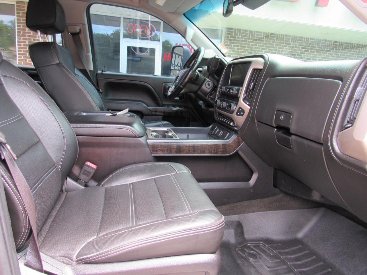 GMC Sierra 2500HD Denali Crew Cab 4WD 2015