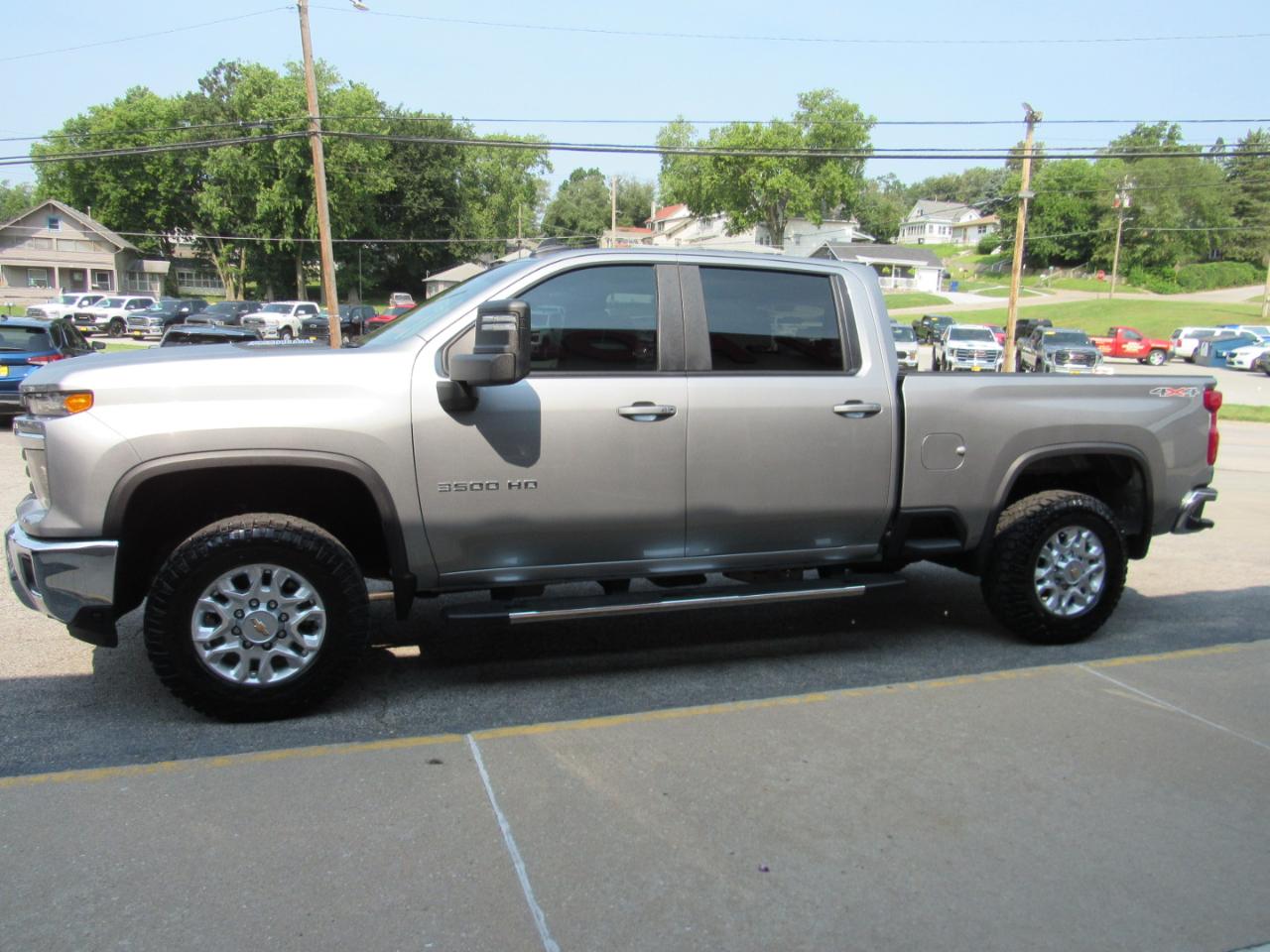 Chevrolet Silverado 3500HD LT Crew Cab 4WD 2024
