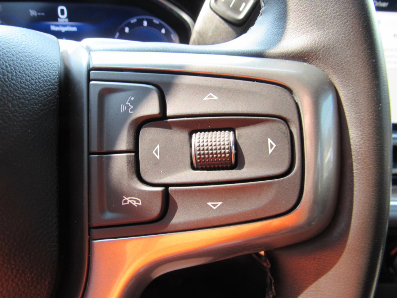 Chevrolet Silverado 3500HD LT Crew Cab 4WD 2024
