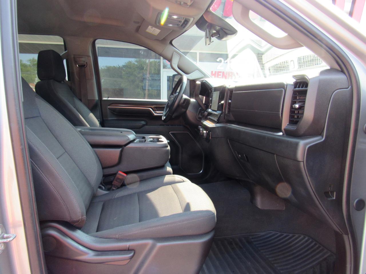 Chevrolet Silverado 3500HD LT Crew Cab 4WD 2024