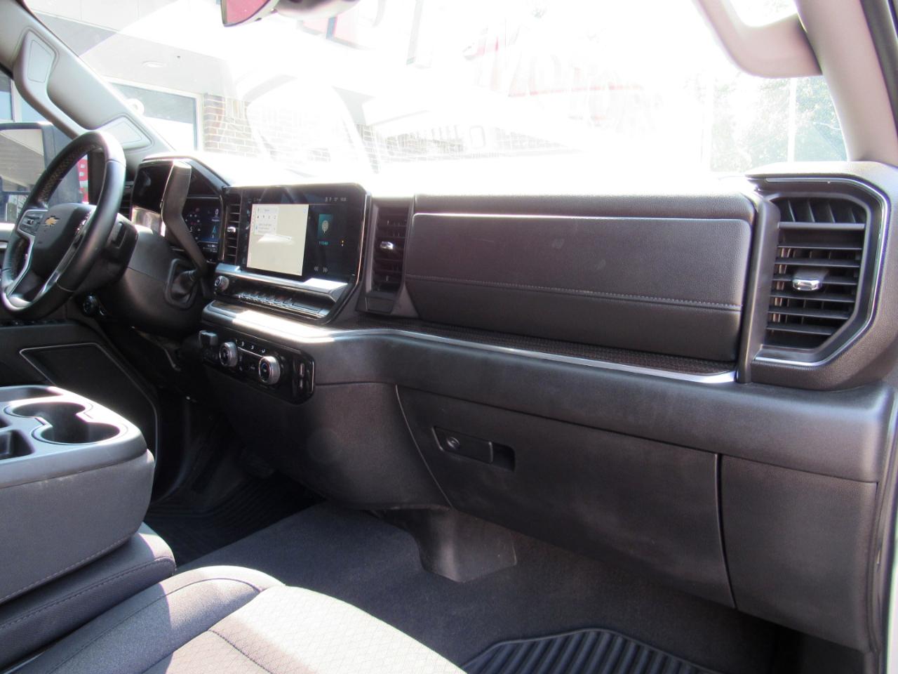 Chevrolet Silverado 3500HD LT Crew Cab 4WD 2024