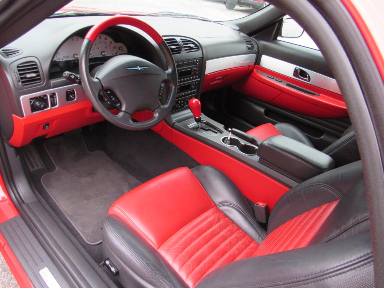 Ford Thunderbird  2002