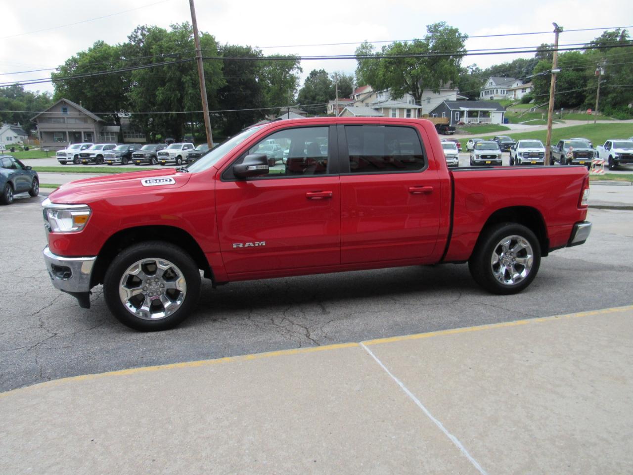 RAM 1500 Big Horn Crew Cab 4WD 2022