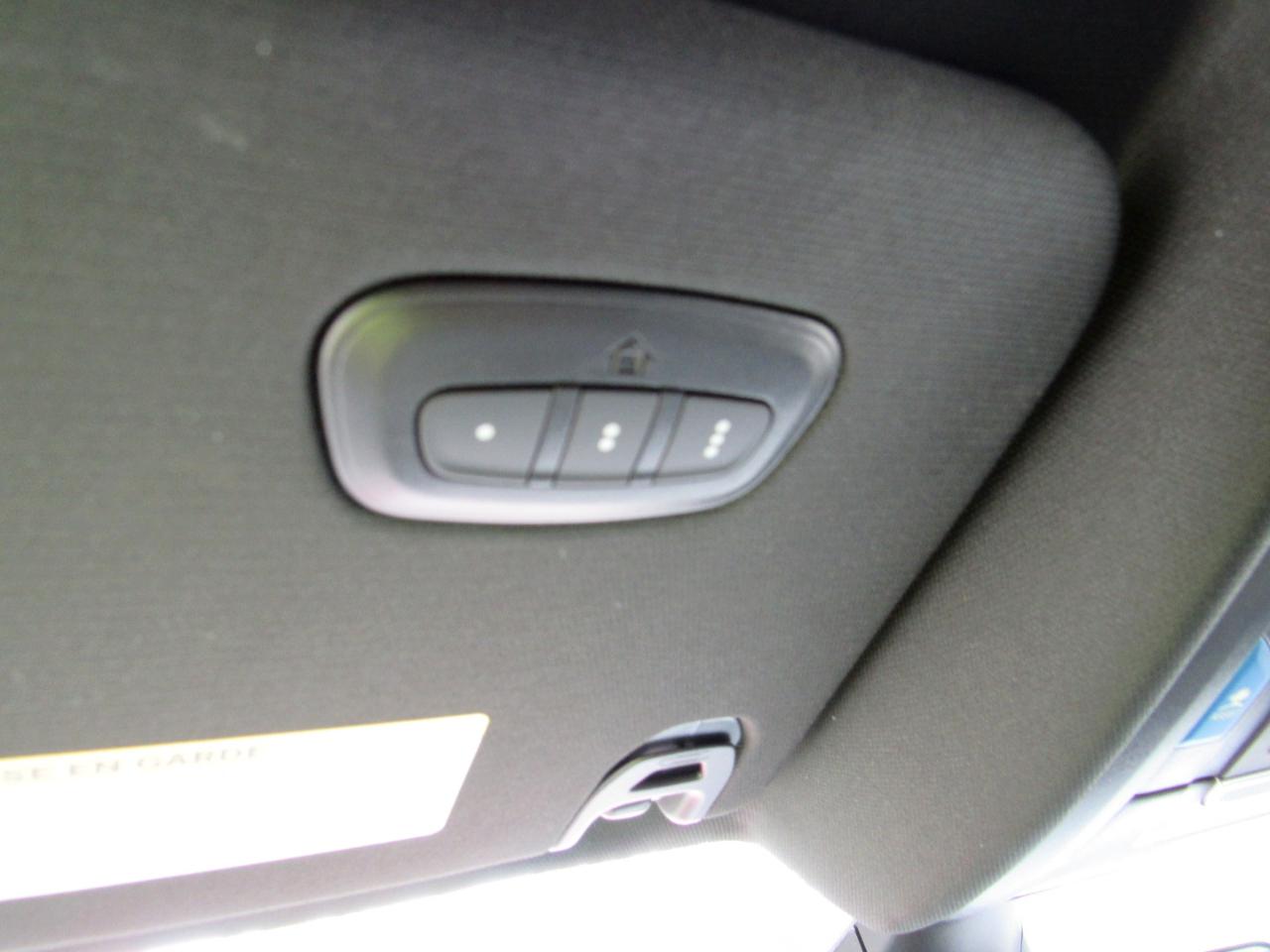 RAM 1500 Big Horn Crew Cab 4WD 2022