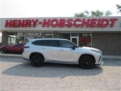2024 Toyota Highlander 