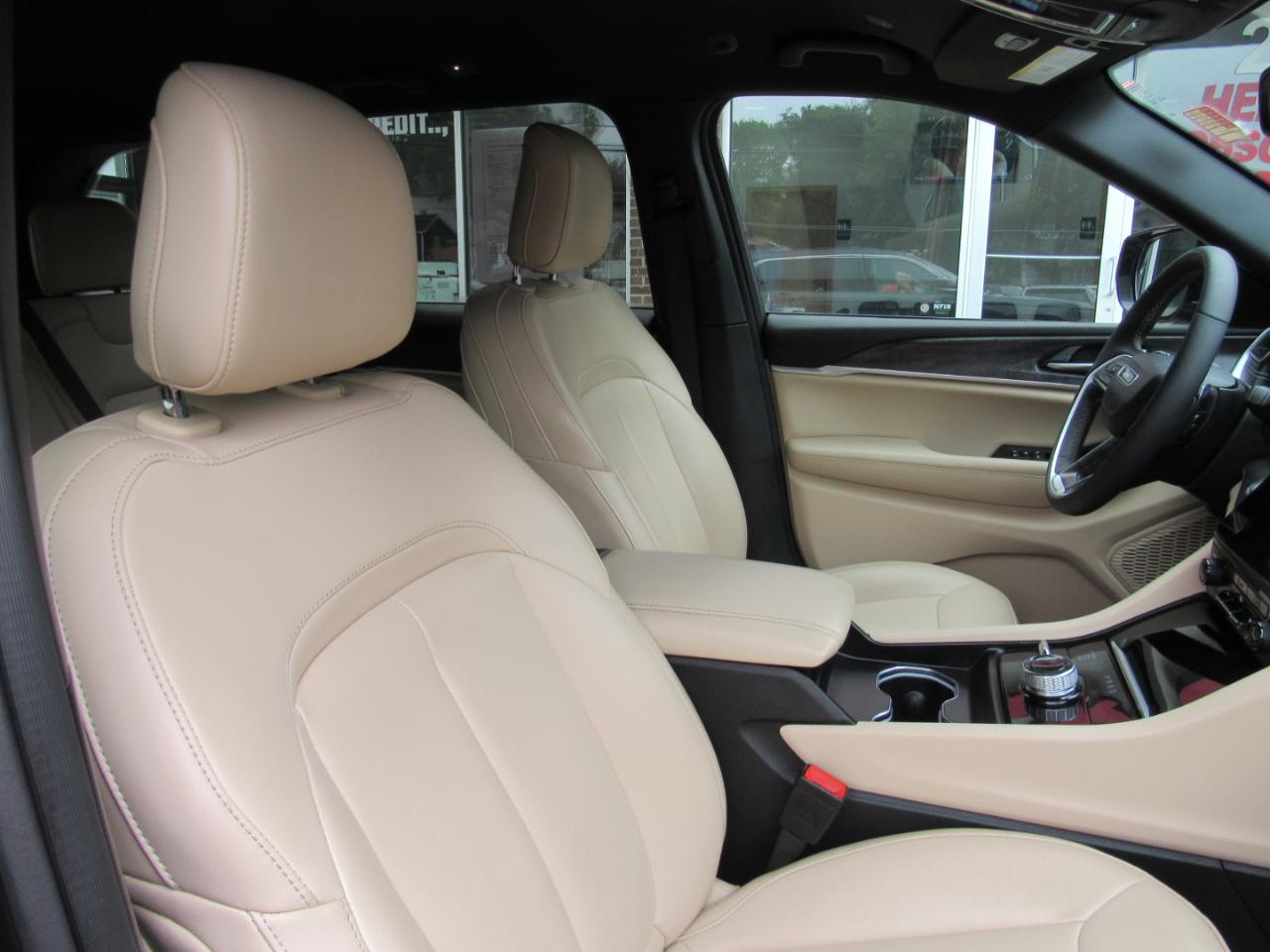Jeep Grand Cherokee Limited 4x4 2024