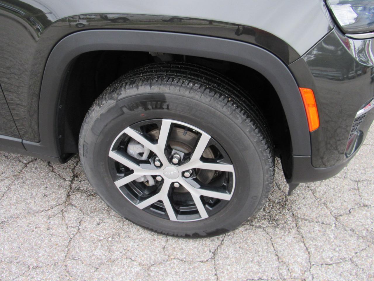 Jeep Grand Cherokee Limited 4x4 2024