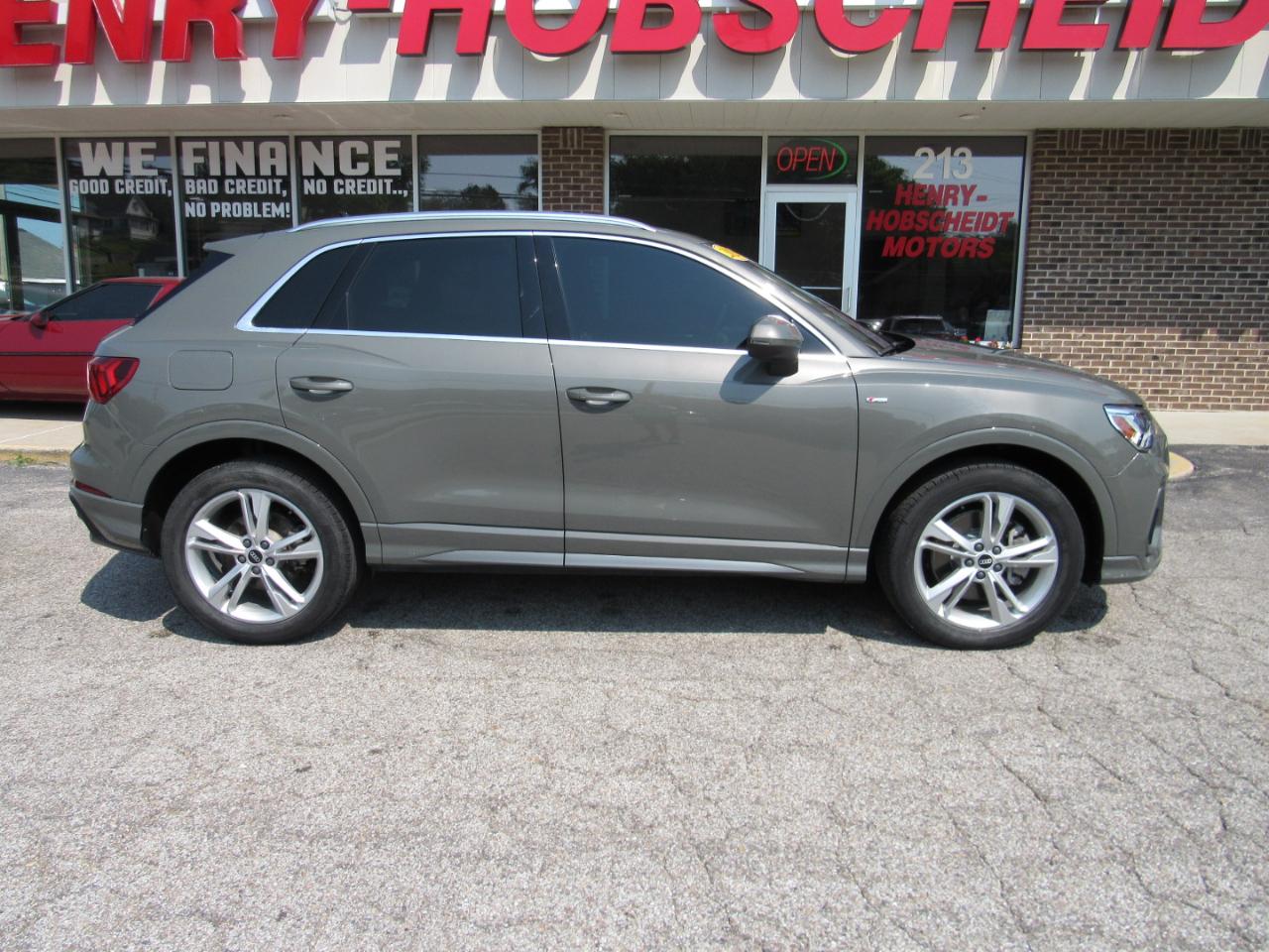 Audi Q3 S line Premium Plus 45 TFSI quattro 2021