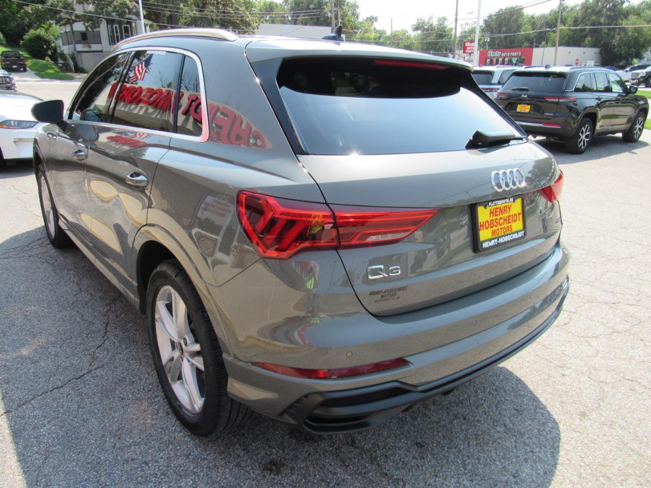 Audi Q3 S line Premium Plus 45 TFSI quattro 2021