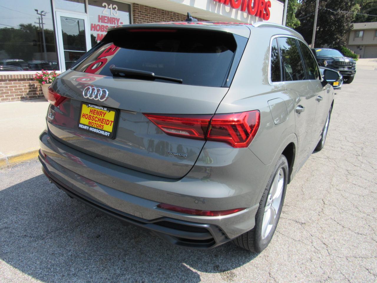 Audi Q3 S line Premium Plus 45 TFSI quattro 2021