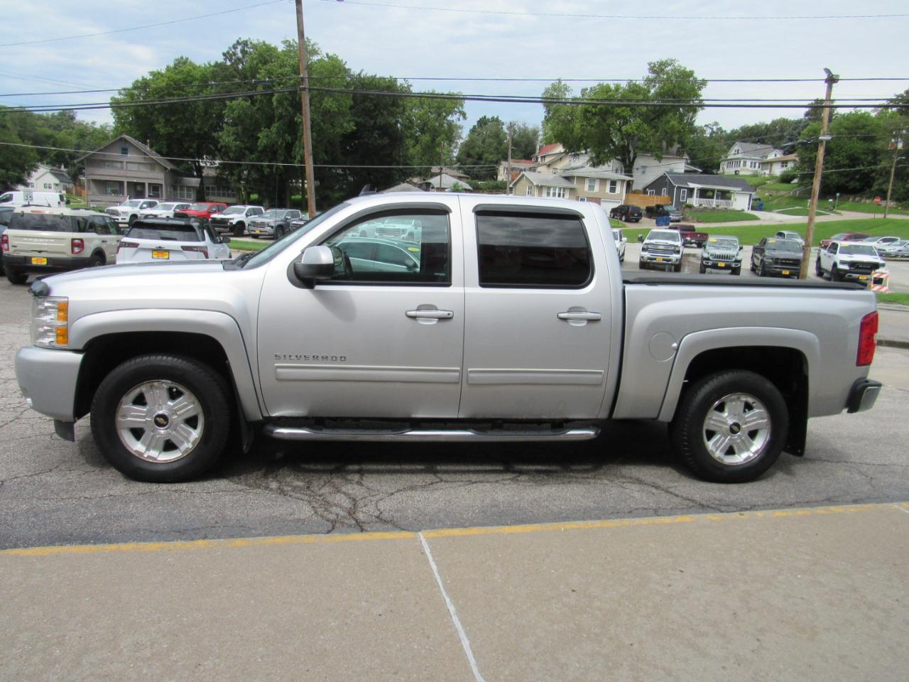 Chevrolet Silverado 1500 LT Crew Cab 4WD 2013