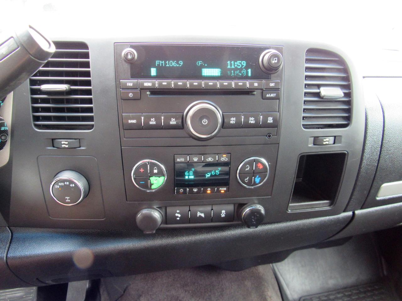 Chevrolet Silverado 1500 LT Crew Cab 4WD 2013
