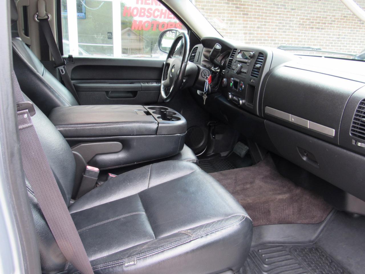 Chevrolet Silverado 1500 LT Crew Cab 4WD 2013