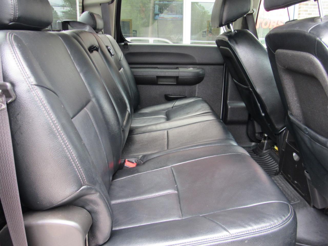 Chevrolet Silverado 1500 LT Crew Cab 4WD 2013