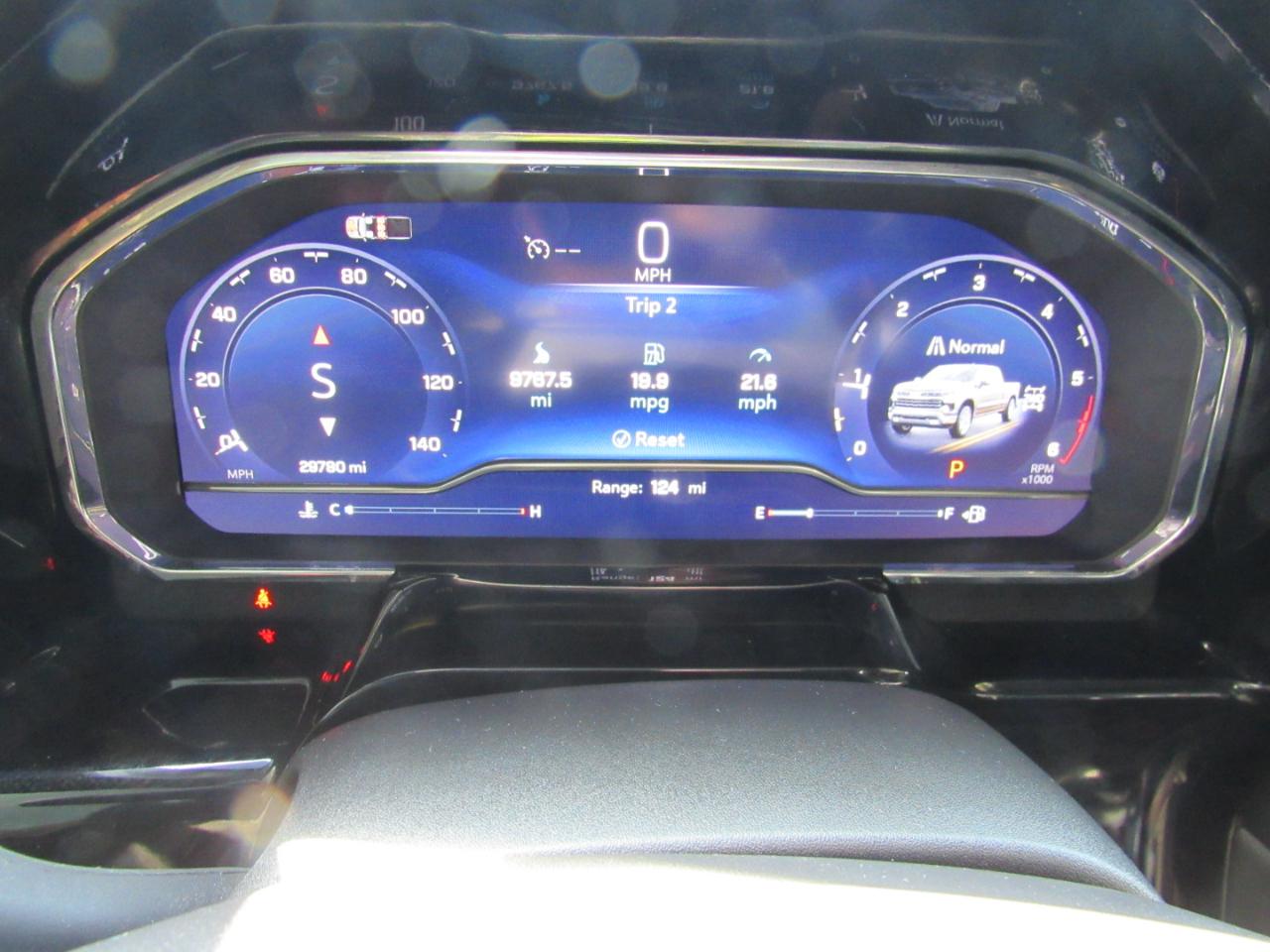 Chevrolet Silverado 1500 LTZ Crew Cab 4WD 2025