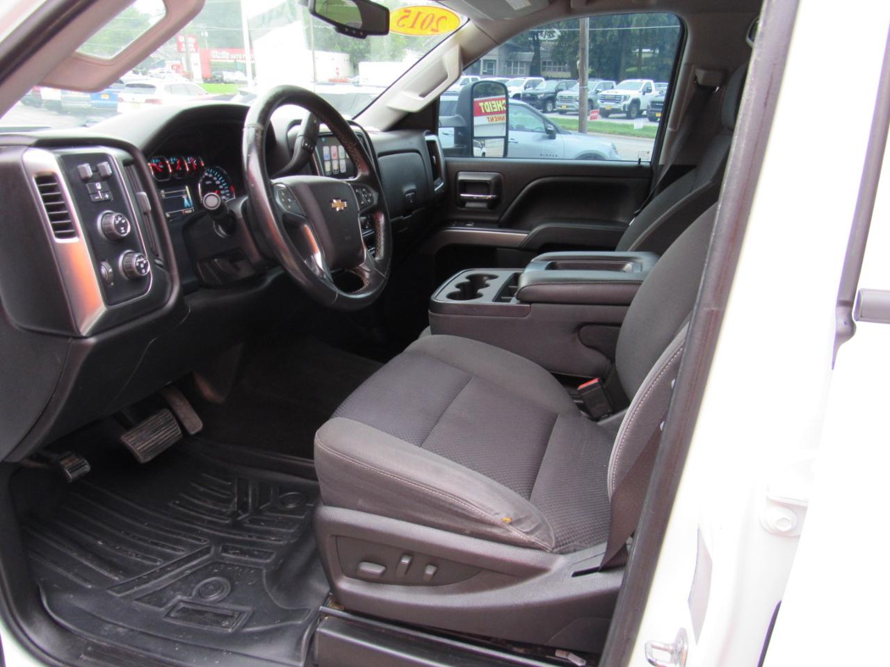 Chevrolet Silverado 3500HD LT Crew Cab 4WD 2015