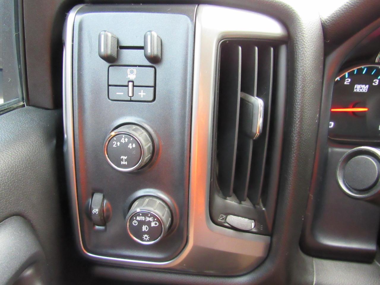 Chevrolet Silverado 3500HD LT Crew Cab 4WD 2015