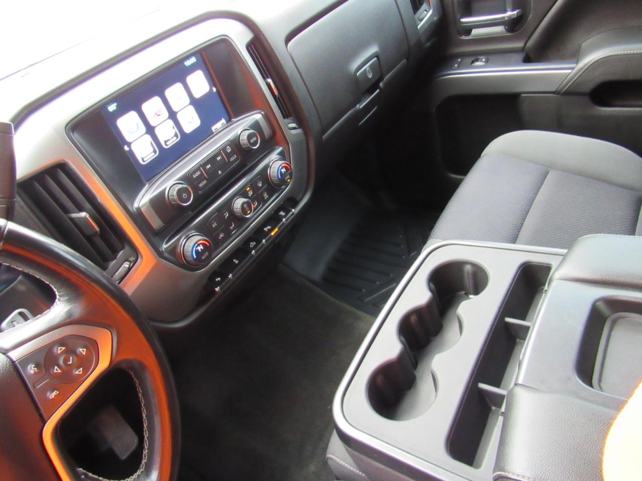 Chevrolet Silverado 3500HD LT Crew Cab 4WD 2015