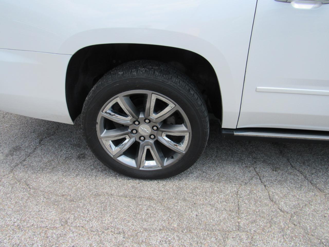Chevrolet Suburban LTZ 4WD 2016