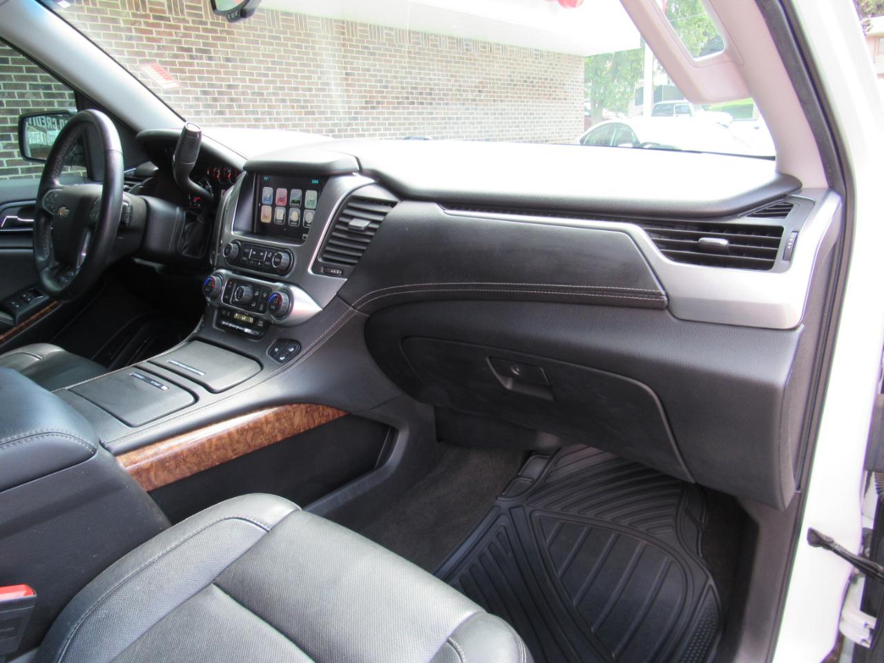 Chevrolet Suburban LTZ 4WD 2016
