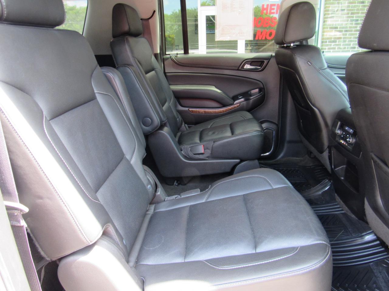 Chevrolet Suburban LTZ 4WD 2016