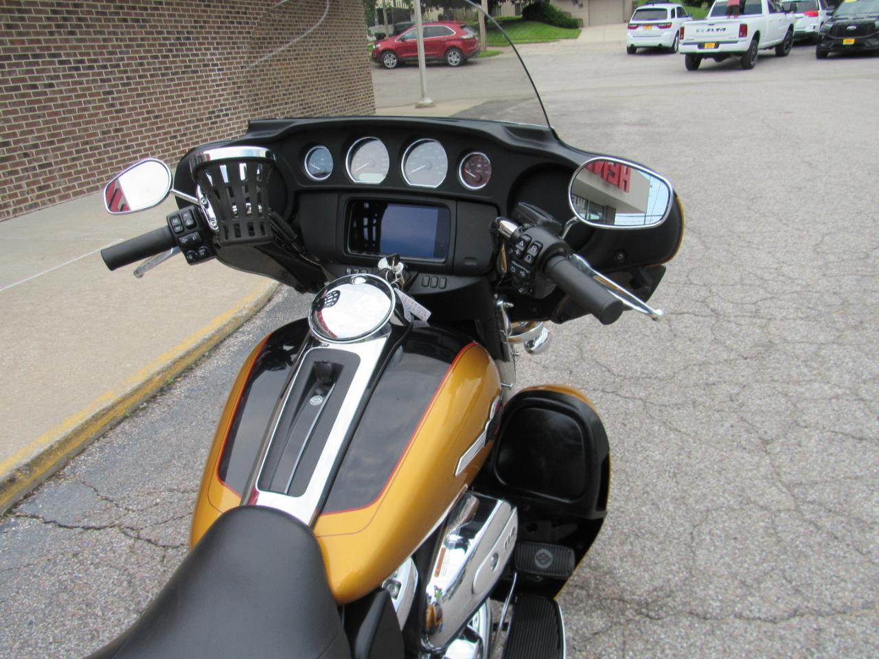 Harley-Davidson Tri Glide Ultra  2023