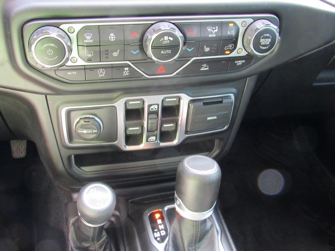 Jeep Gladiator Sport S 4x4 2023