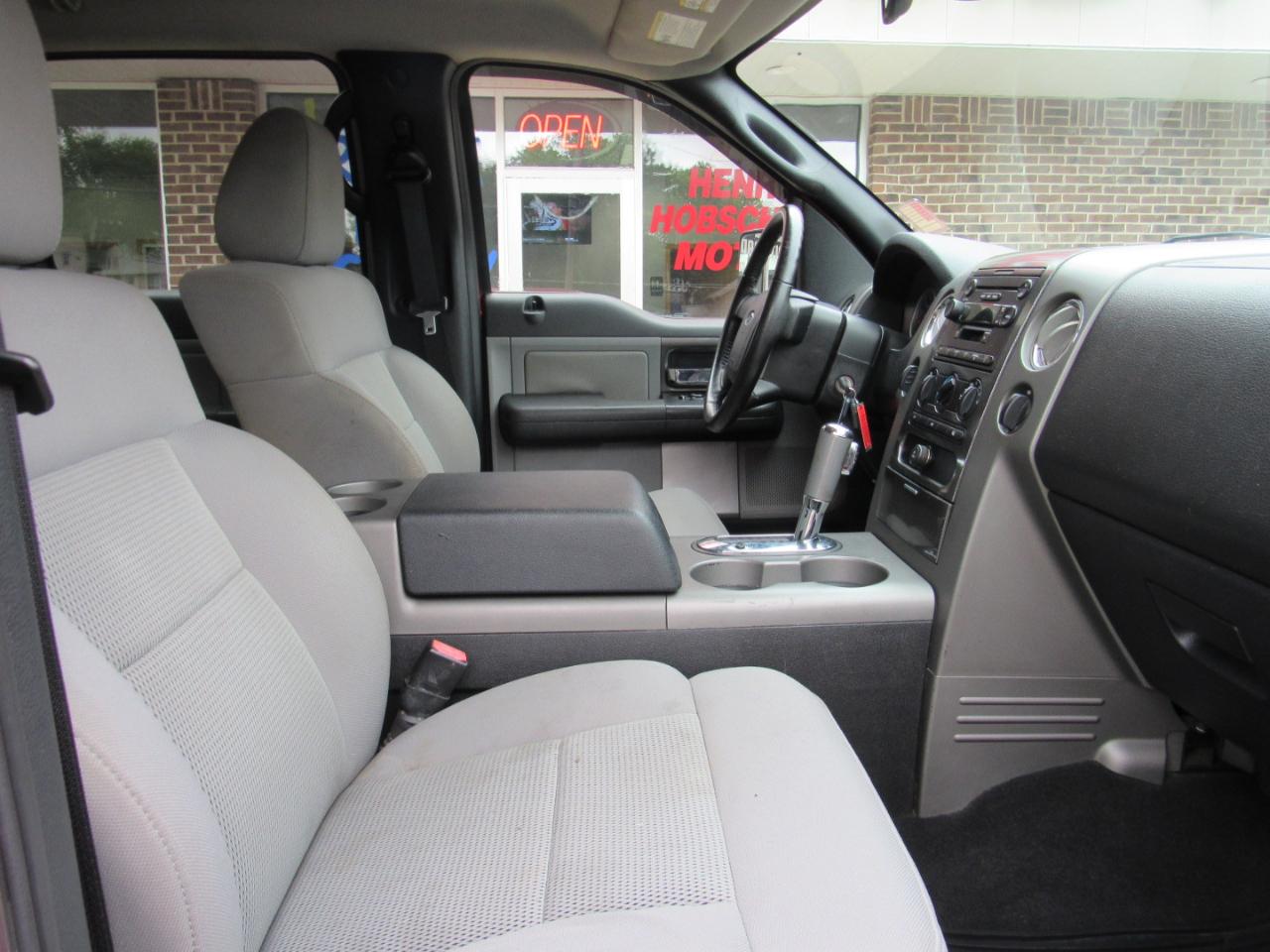 Ford F-150 XLT SuperCrew 4WD 2005