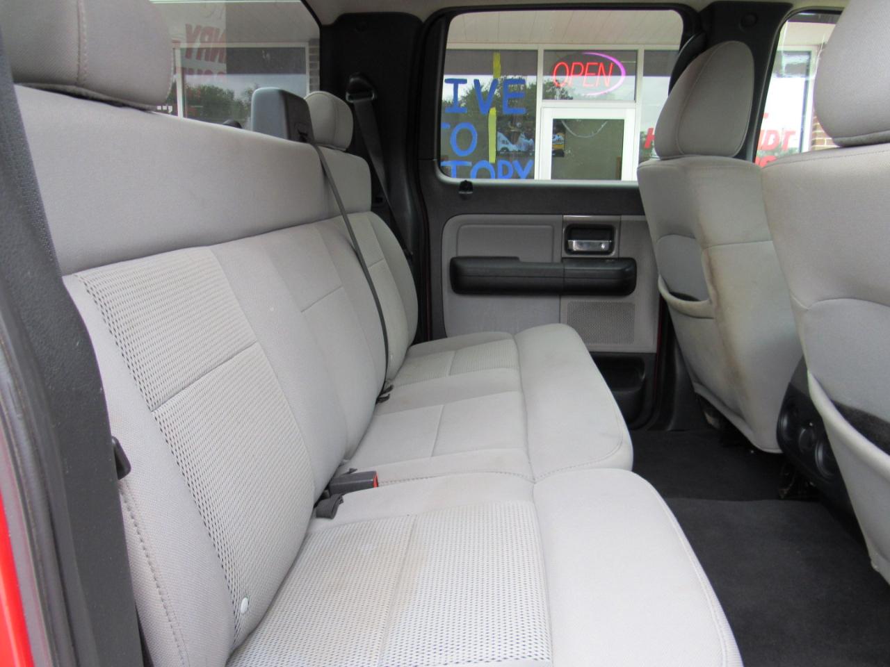 Ford F-150 XLT SuperCrew 4WD 2005