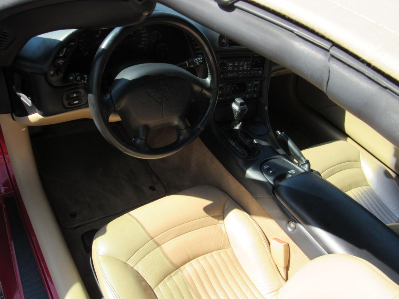 Chevrolet Corvette Convertible 2004