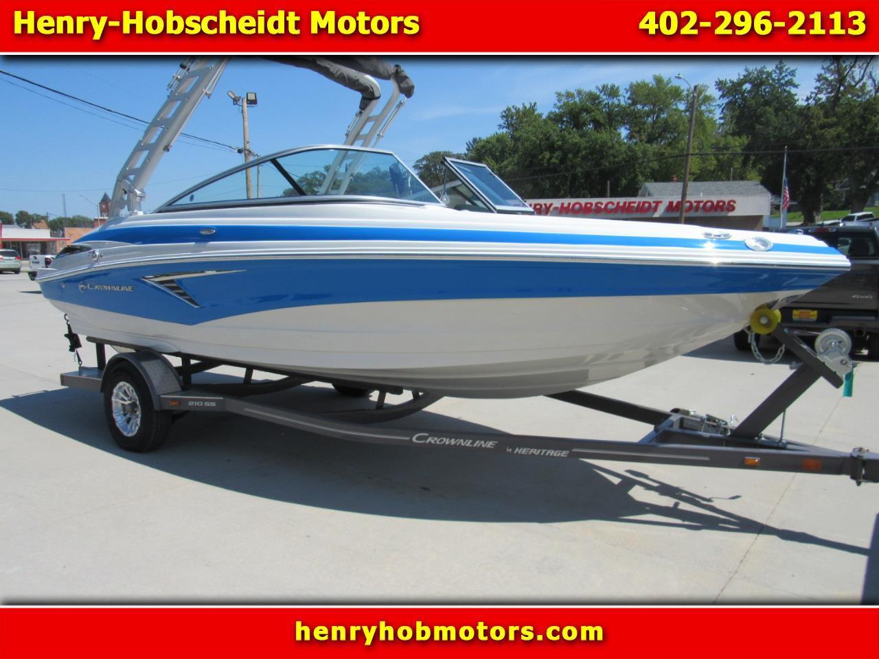 Crownline Bowrider  2024