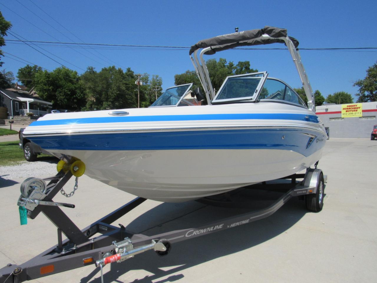 Crownline Bowrider  2024