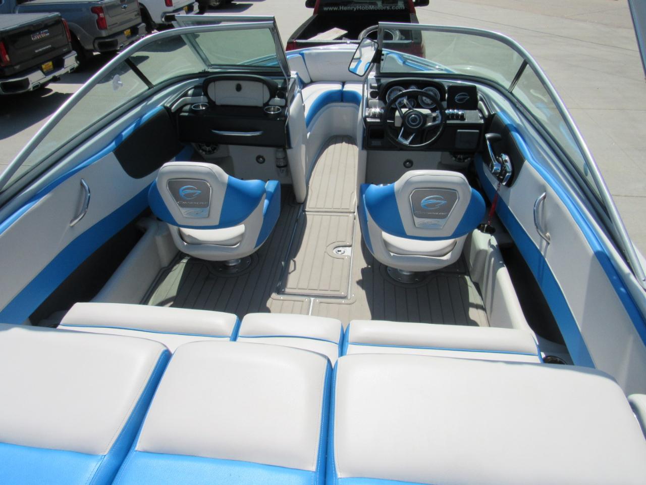 Crownline Bowrider  2024