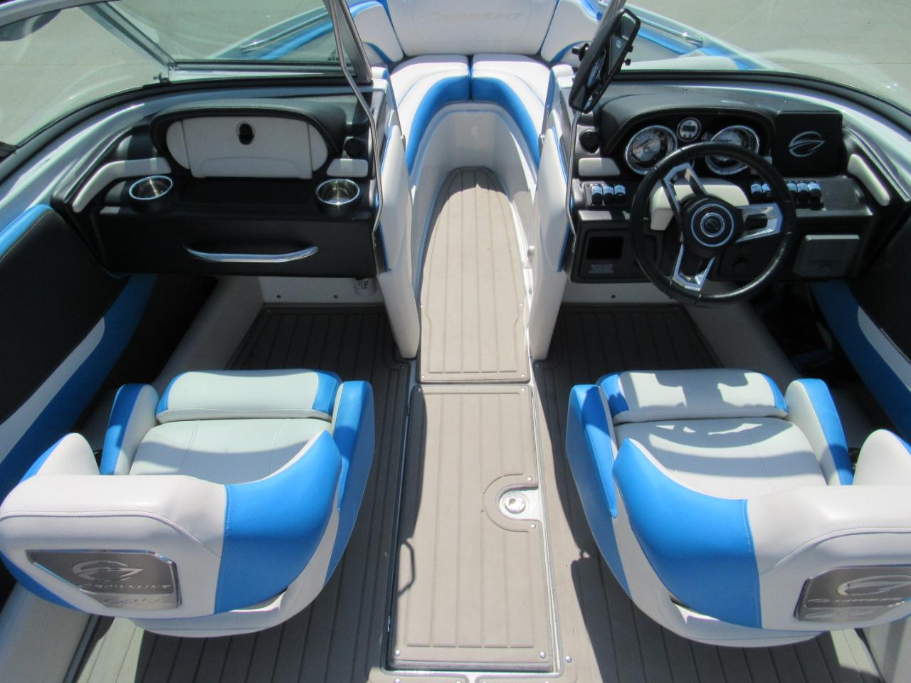 Crownline Bowrider  2024