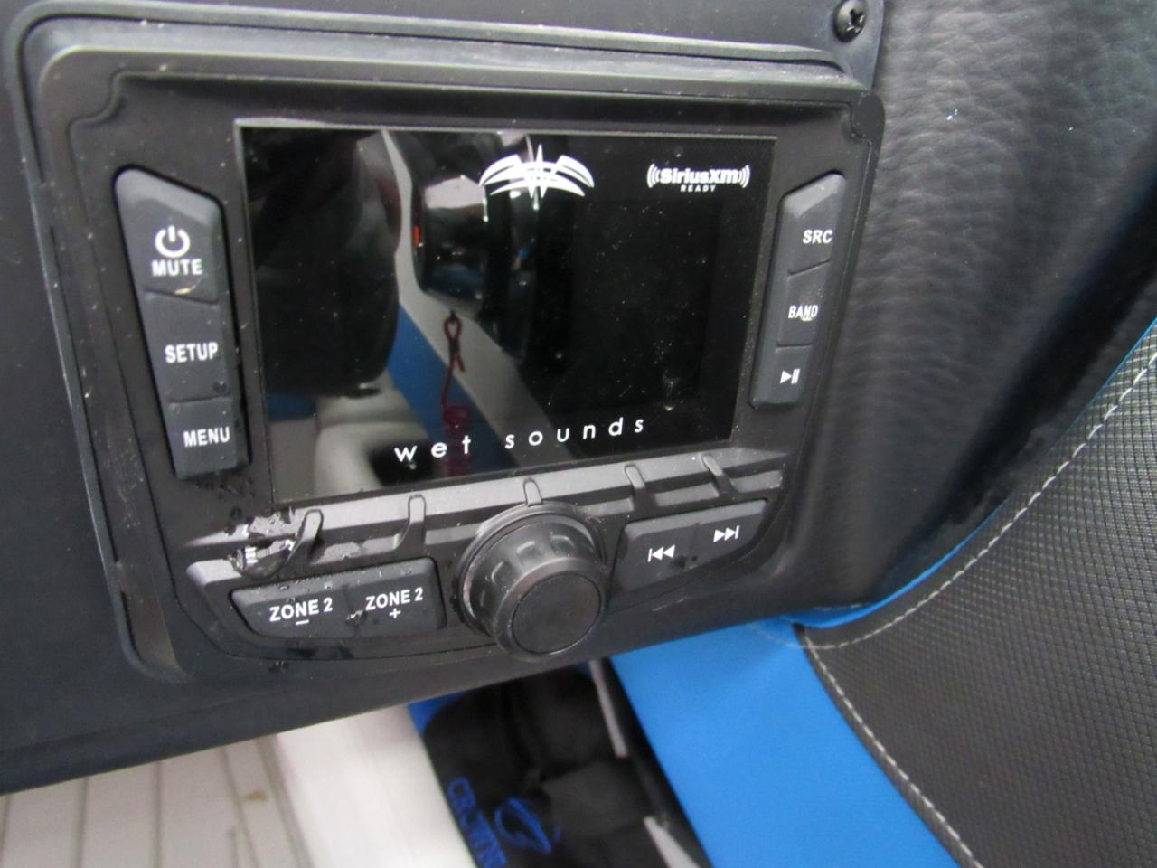 Crownline Bowrider  2024