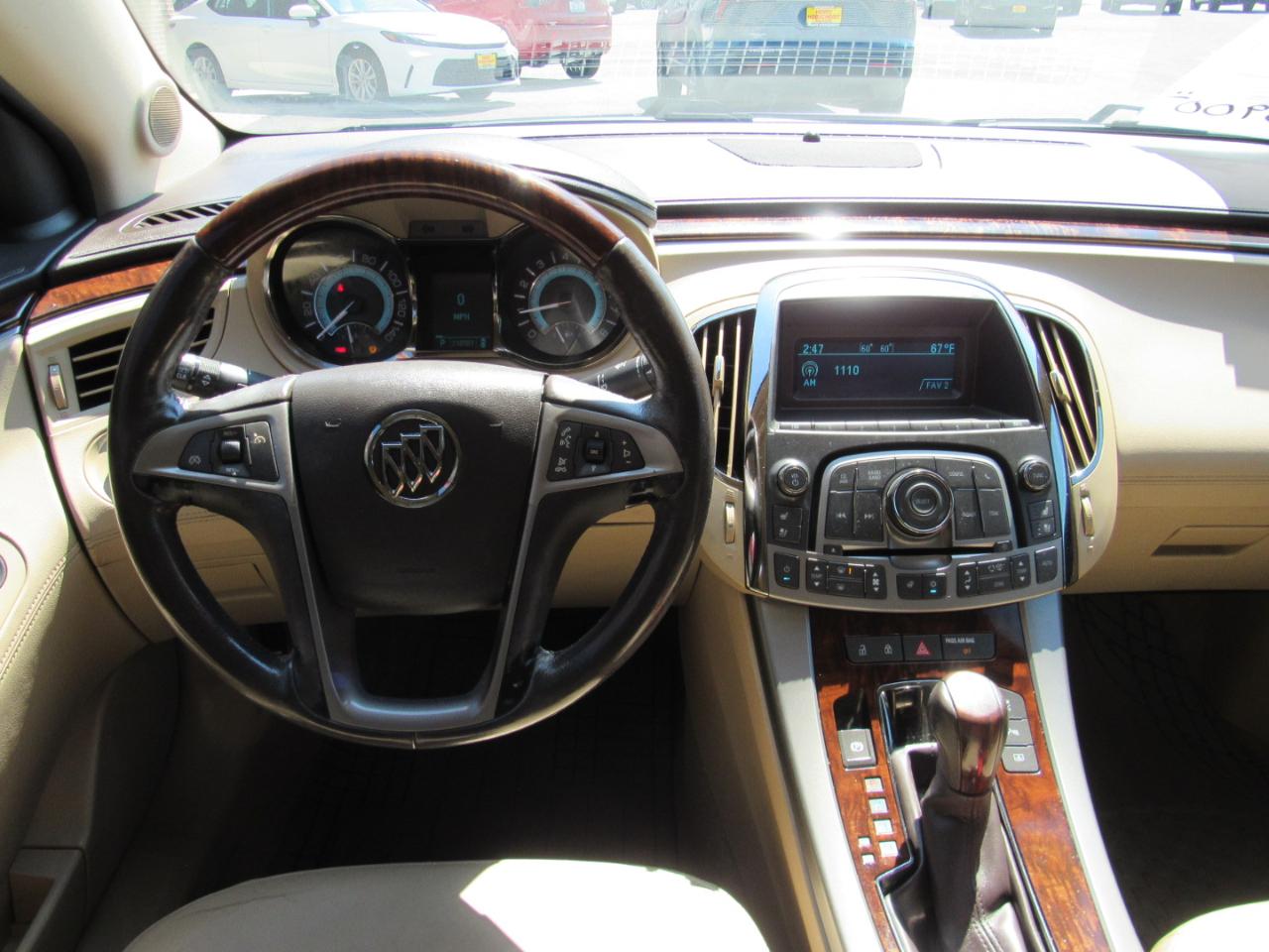 Buick LaCrosse  2011