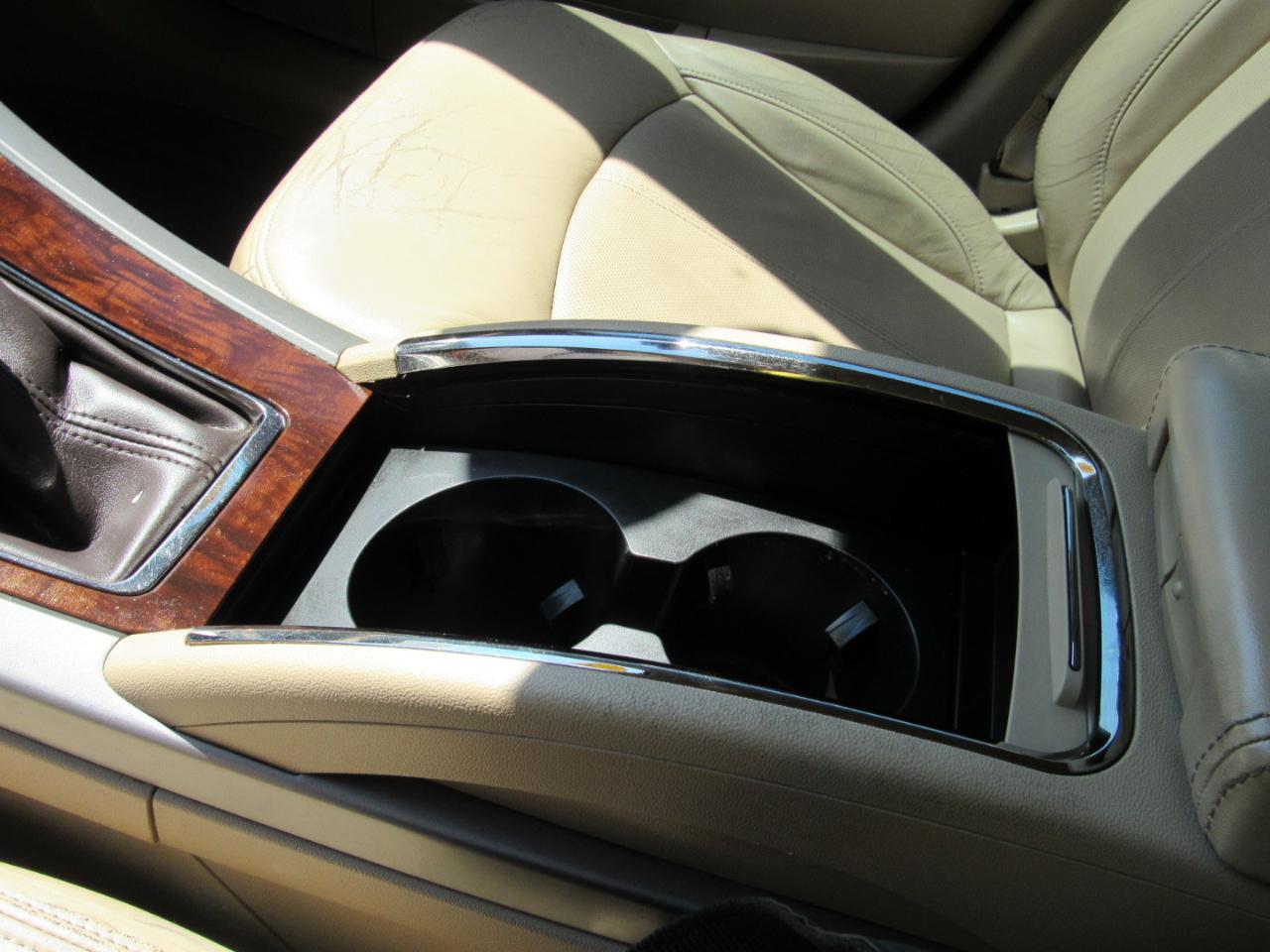 Buick LaCrosse  2011