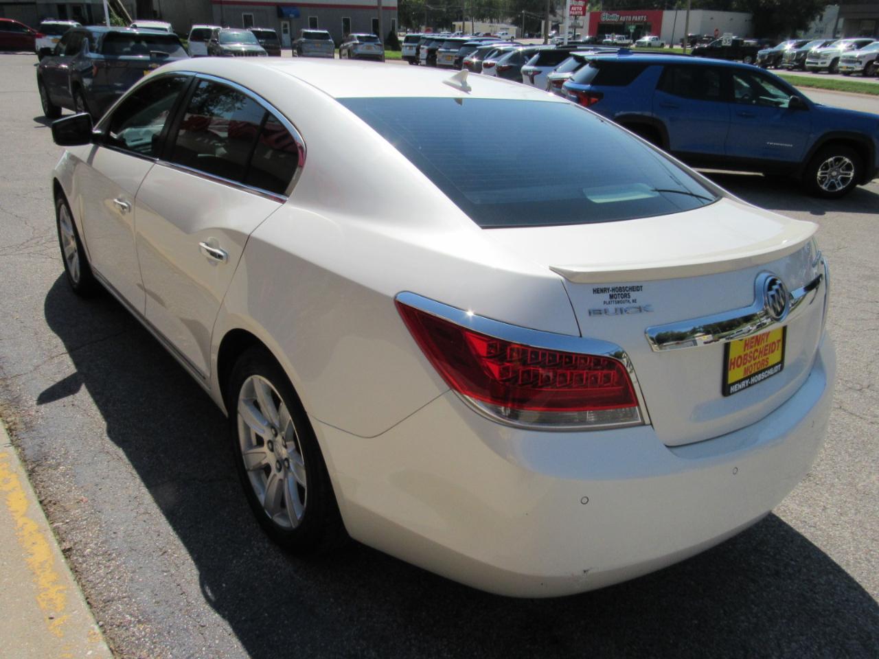 Buick LaCrosse  2011