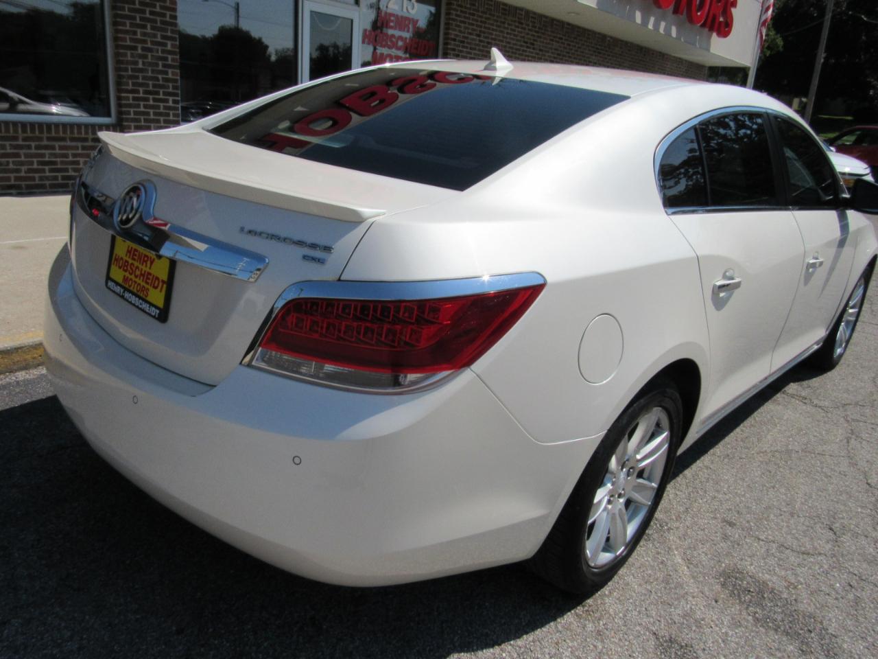 Buick LaCrosse  2011