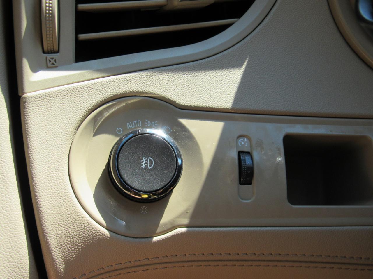 Buick LaCrosse  2011