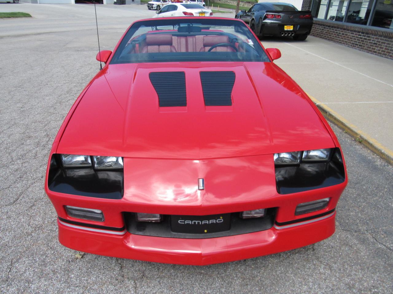 Chevrolet Camaro IROC Z convertible 1989