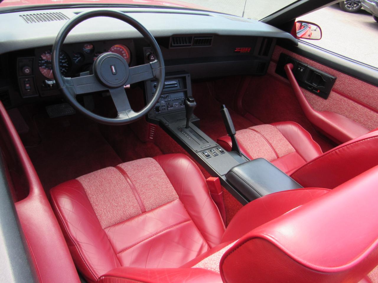 Chevrolet Camaro IROC Z convertible 1989