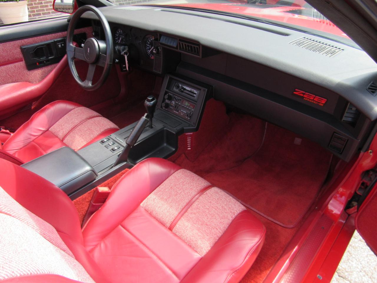 Chevrolet Camaro IROC Z convertible 1989