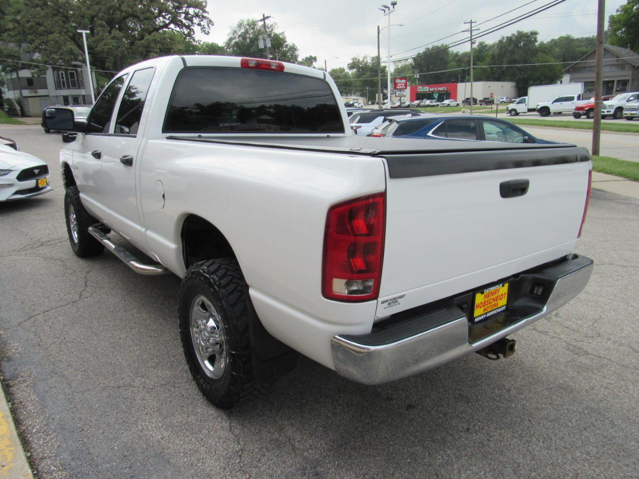Dodge Ram 3500 SLT Quad Cab 4WD 2006