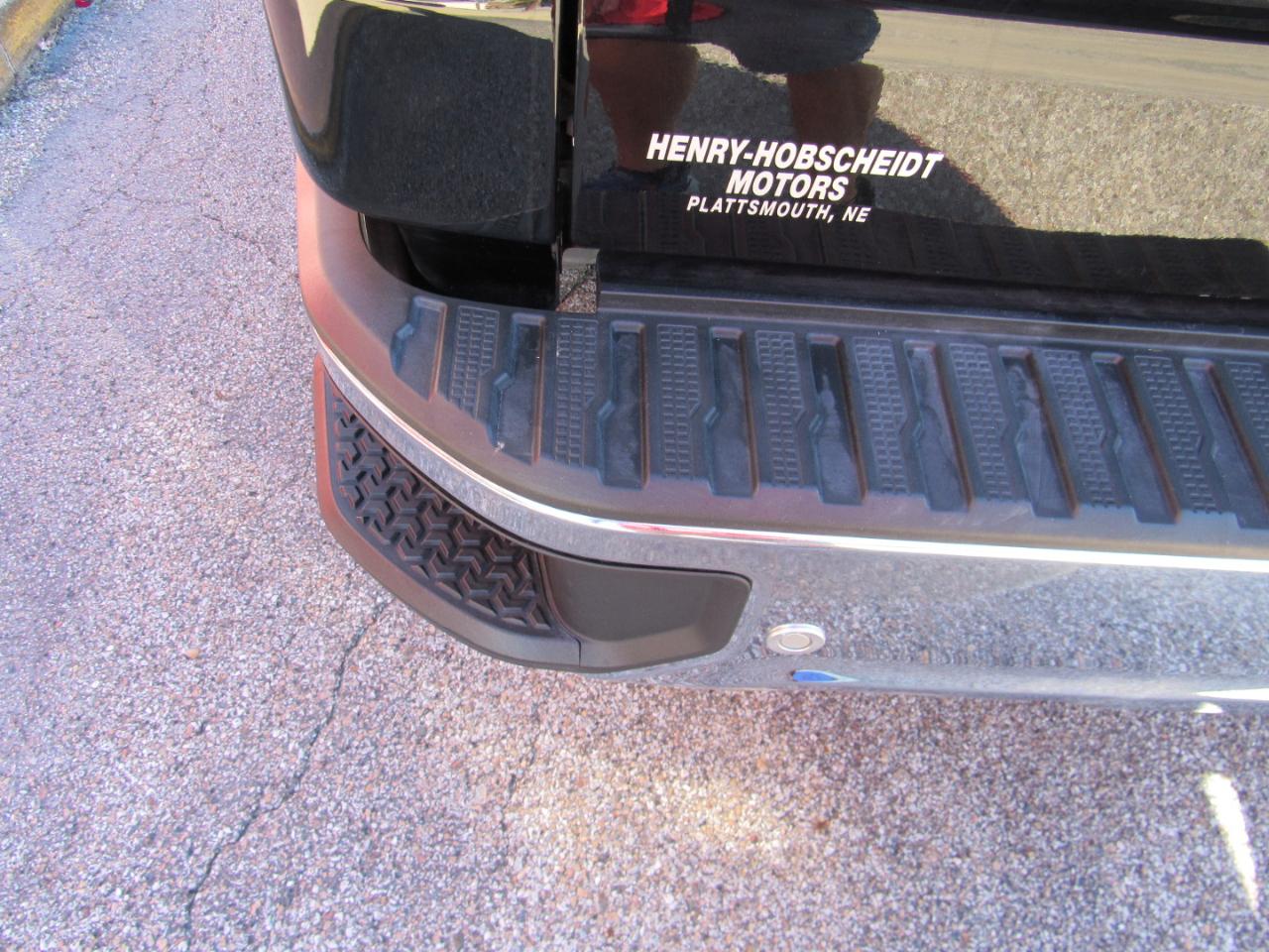 GMC Sierra 1500 SLT Crew Cab 4WD 2020