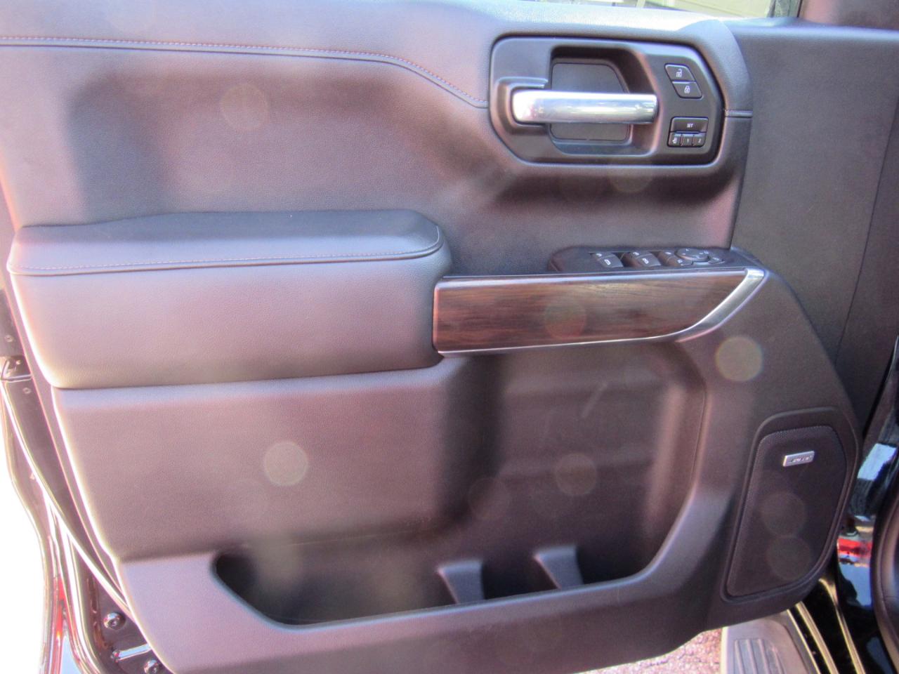GMC Sierra 1500 SLT Crew Cab 4WD 2020