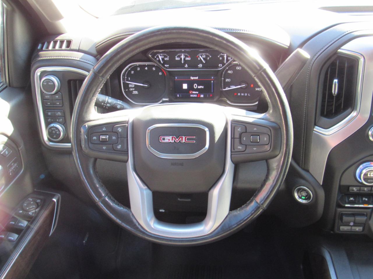 GMC Sierra 1500 SLT Crew Cab 4WD 2020